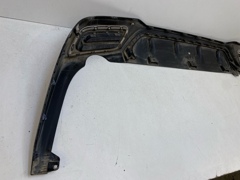 Спойлер заднего бампера