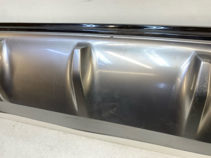 Спойлер заднего бампера