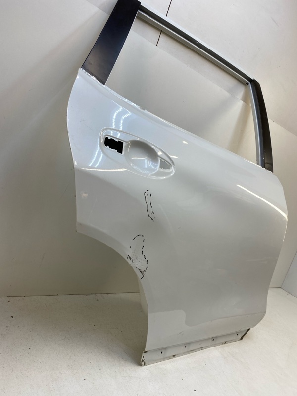 Дверь задняя правая