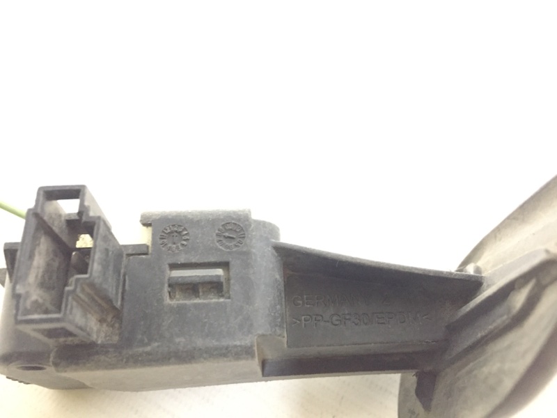 Замок лючка бензобака