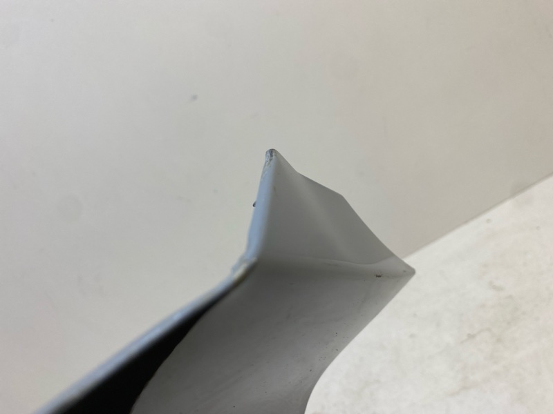 Крыло переднее левое