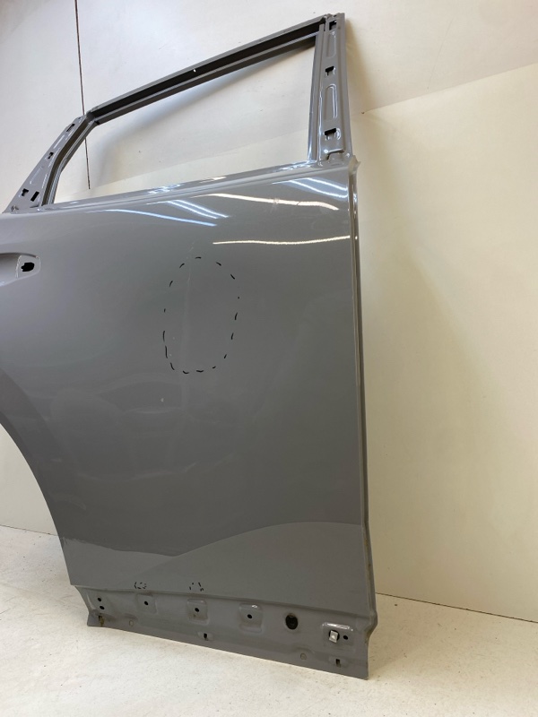 Дверь задняя правая