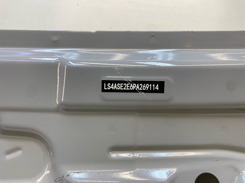 Дверь задняя правая