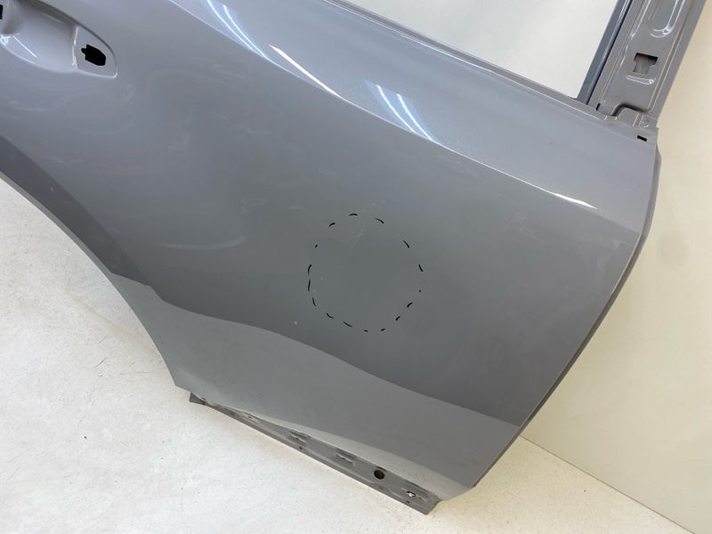 Дверь задняя правая