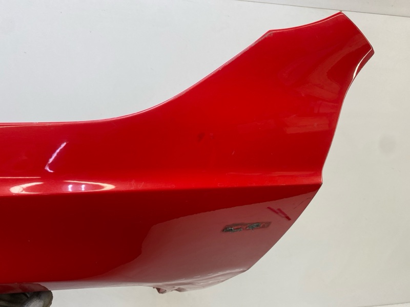 Крыло переднее левое