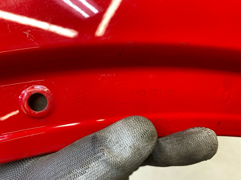 Крыло переднее левое