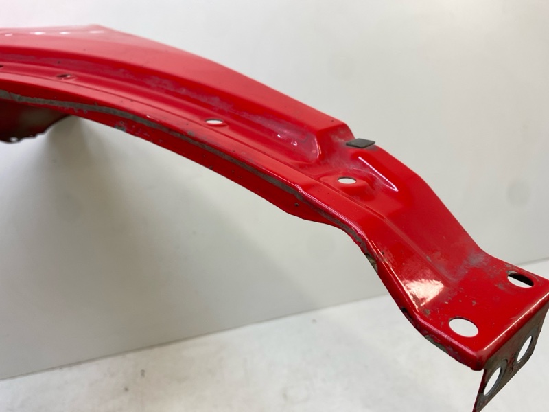 Крыло переднее левое