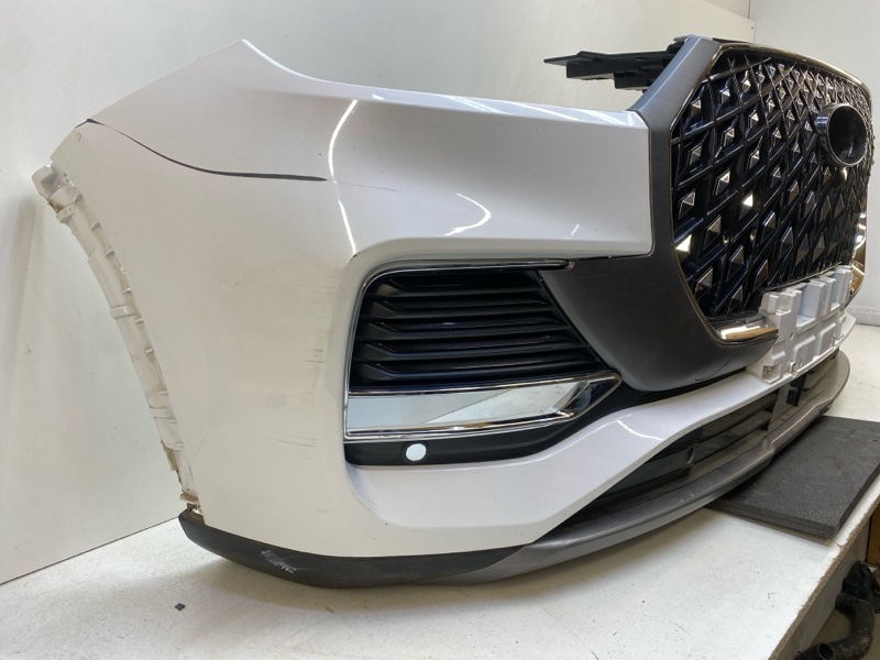 Бампер передний