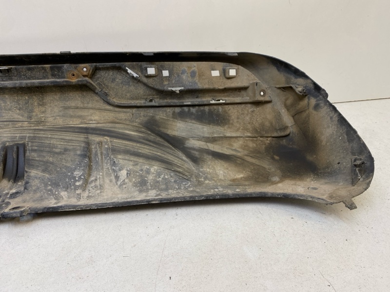 Спойлер заднего бампера