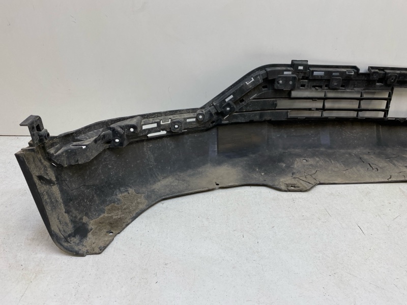 Спойлер переднего бампера