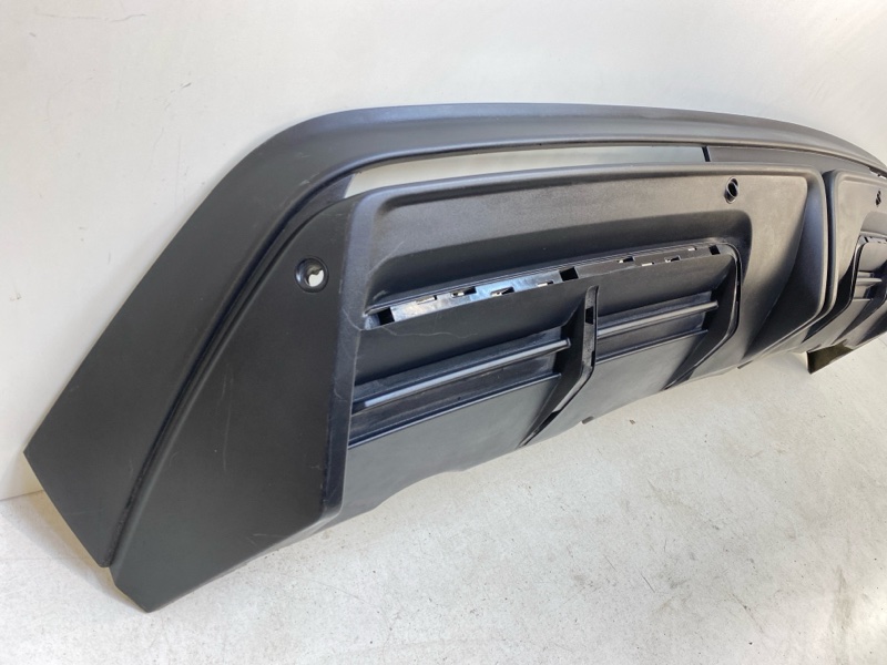 Спойлер заднего бампера