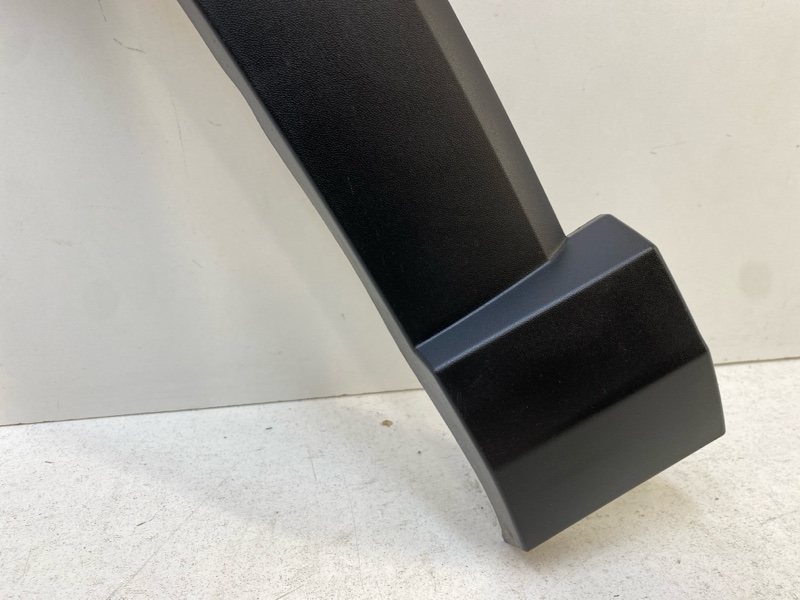 Накладка переднего крыла левого