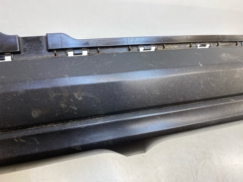 Спойлер заднего бампера