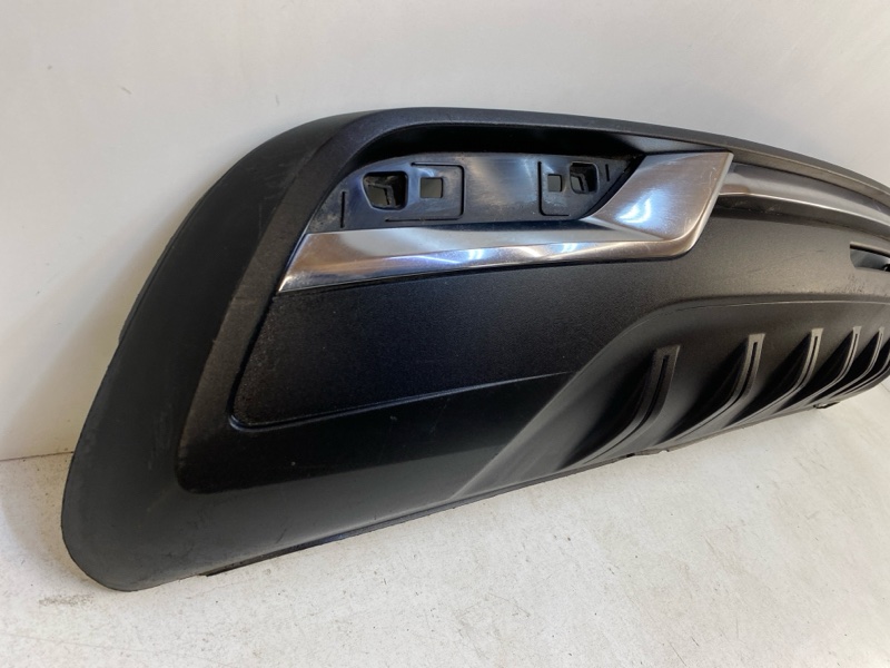 Накладка заднего бампера