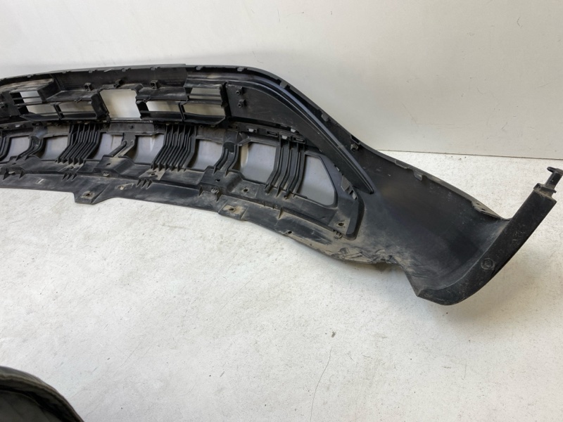 Спойлер переднего бампера