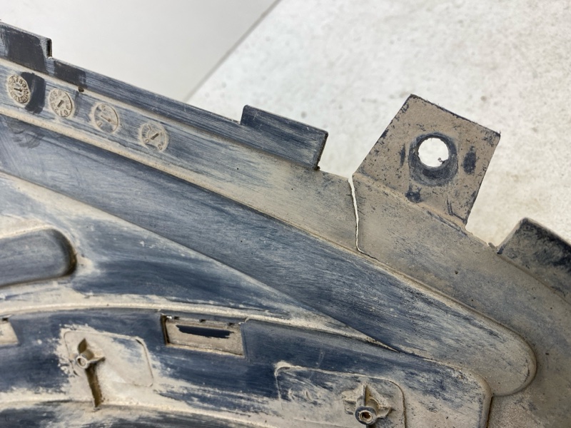 Локер передний правый