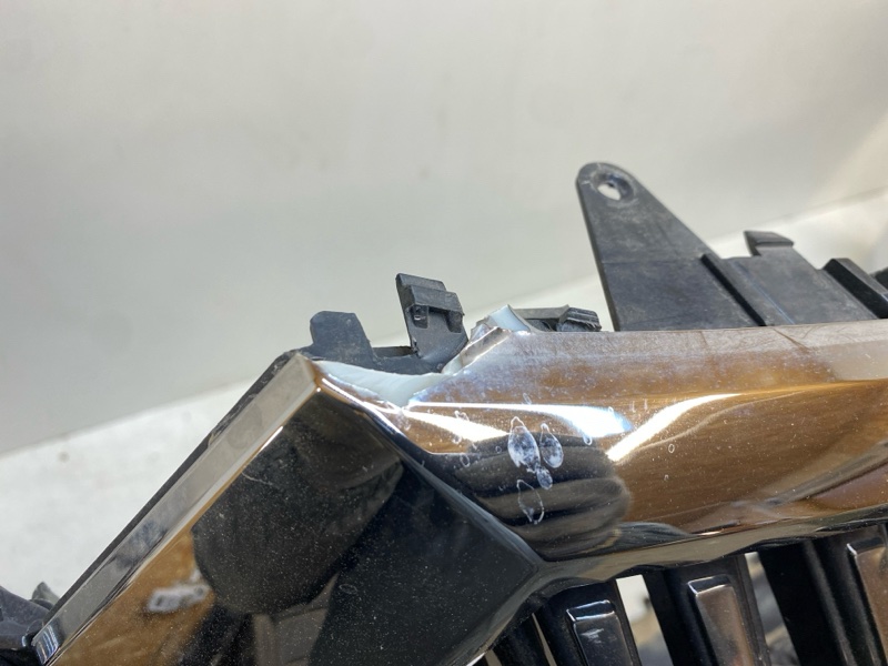 Бампер передний