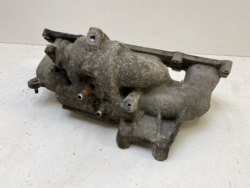 Коллектор впускной