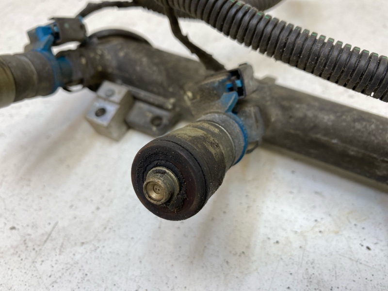 Рейка топливная (рампа)