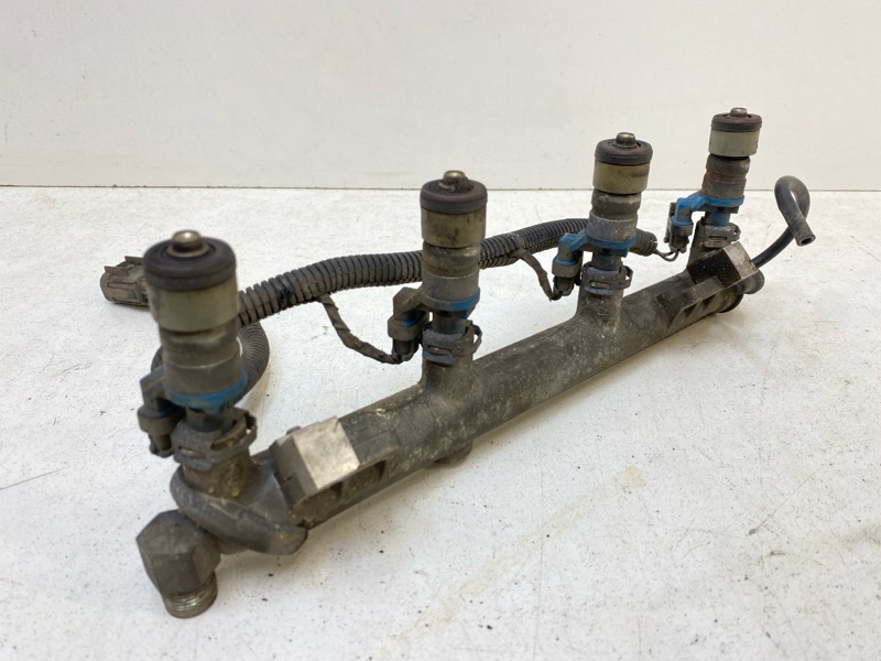 Рейка топливная (рампа)