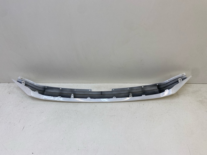 Накладка на решетку радиатора