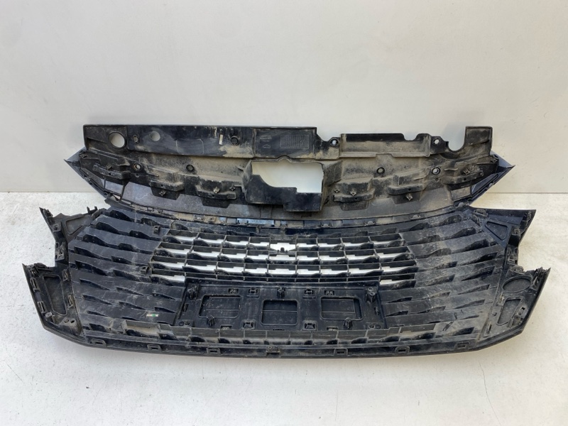 Решетка радиатора