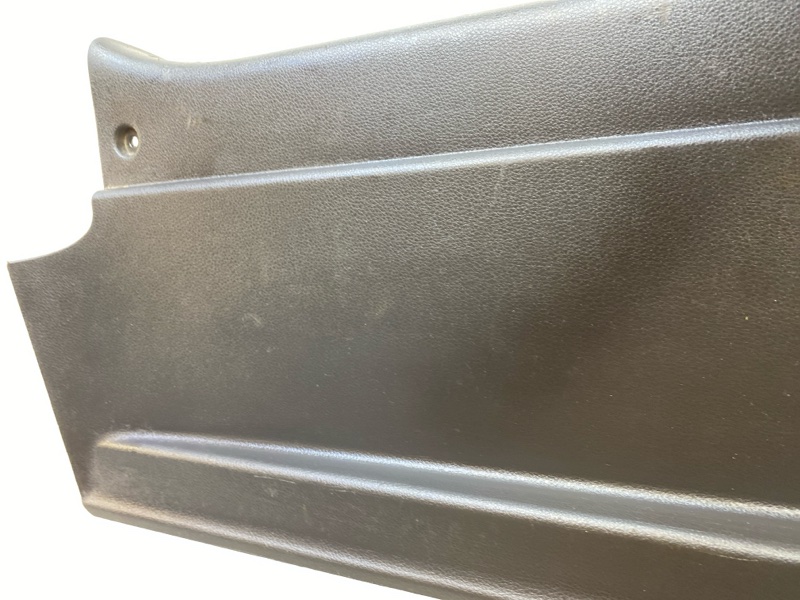 Обшивка багажника