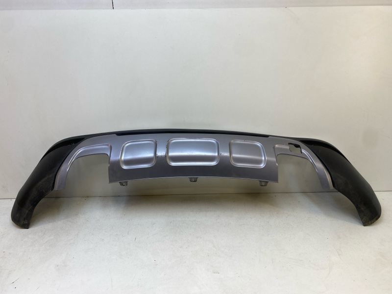 Спойлер заднего бампера