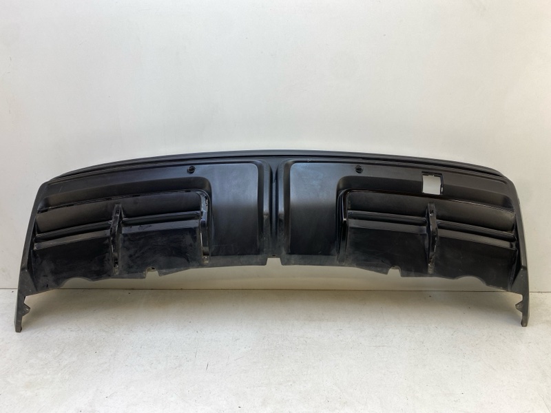 Спойлер заднего бампера