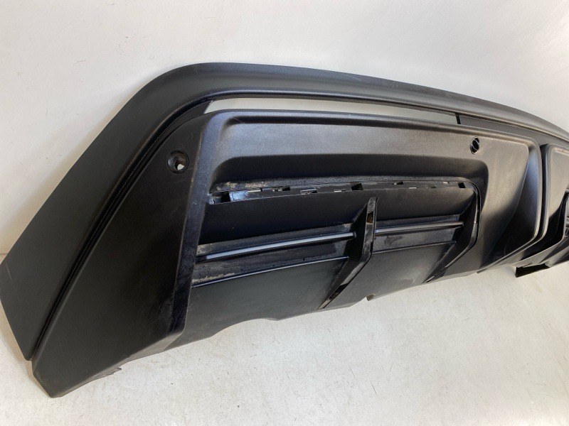 Спойлер заднего бампера