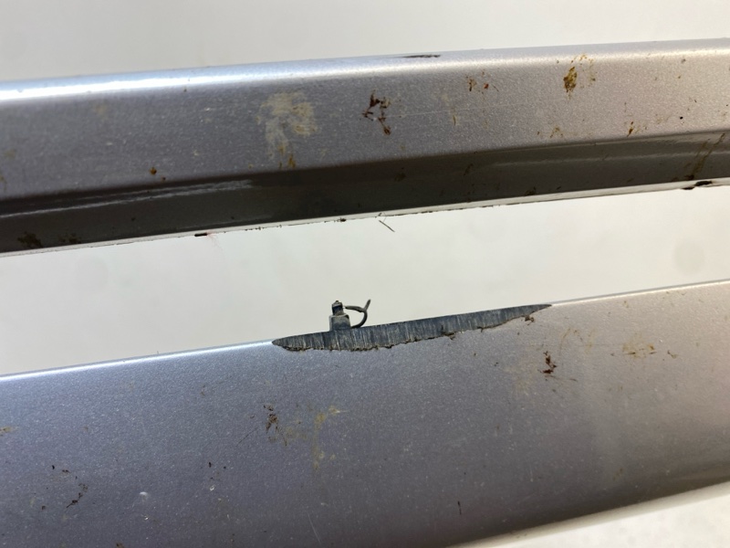 Накладка переднего бампера