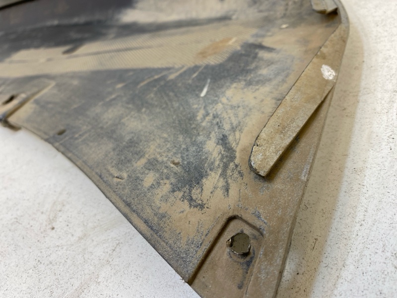 Накладка переднего бампера