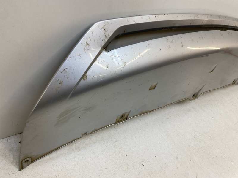 Накладка переднего бампера