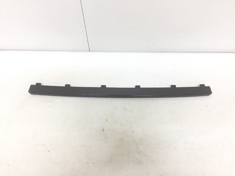 Накладка переднего бампера