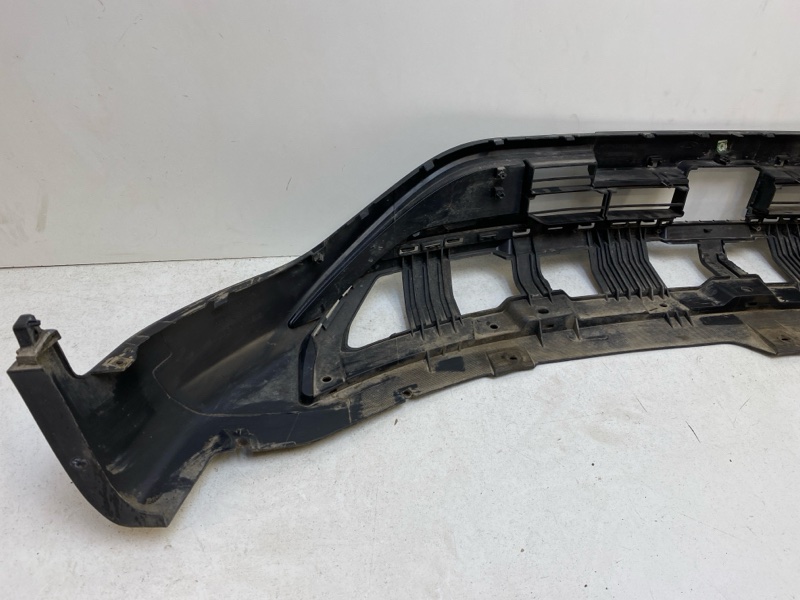 Спойлер переднего бампера