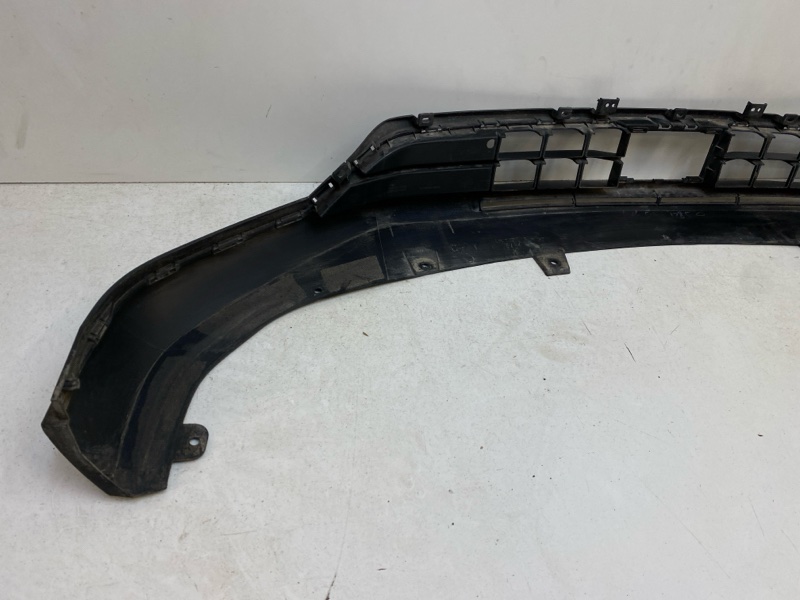 Спойлер переднего бампера