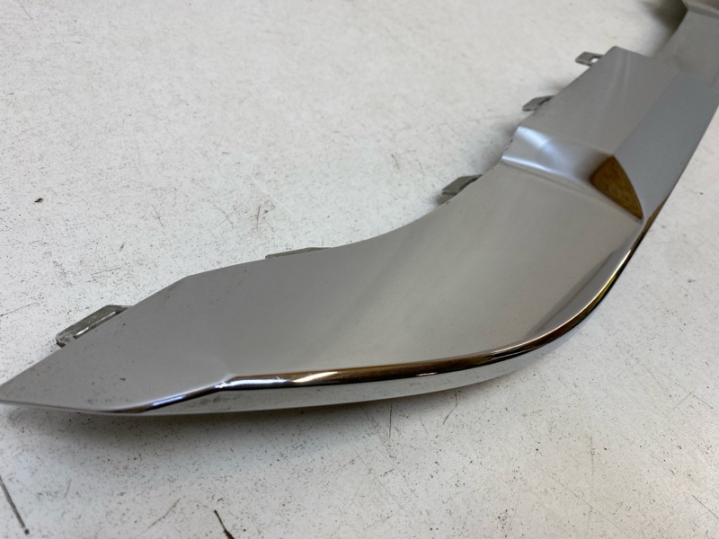 Молдинг заднего бампера