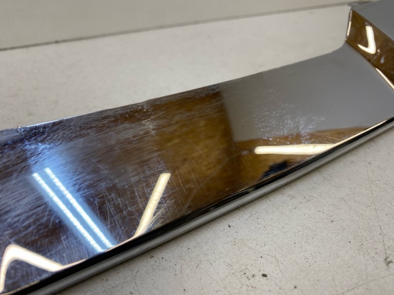 Молдинг заднего бампера