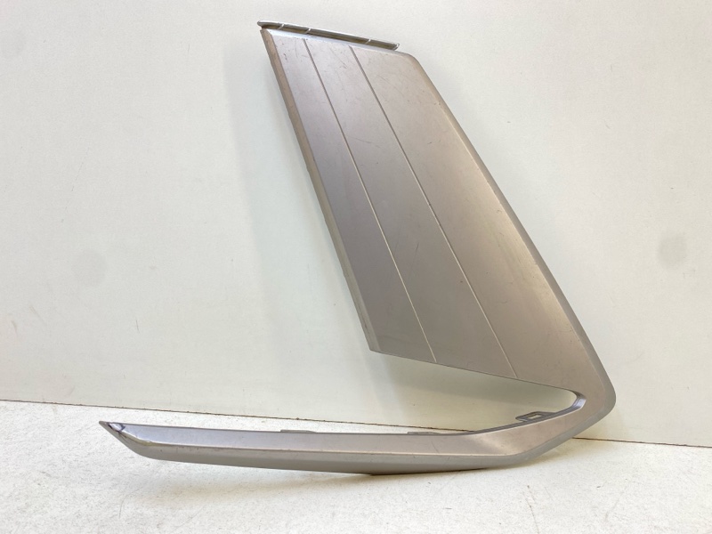 Накладка переднего бампера левая