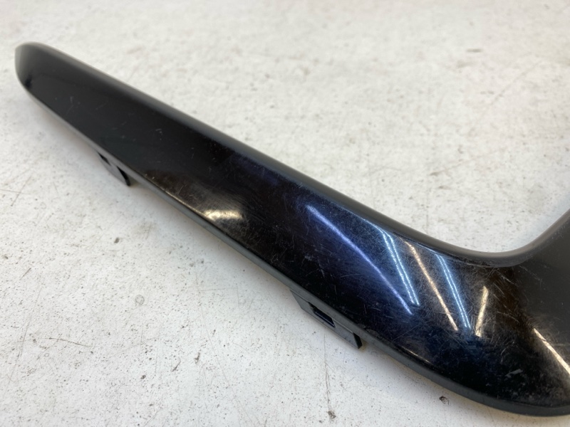 Накладка переднего бампера правая