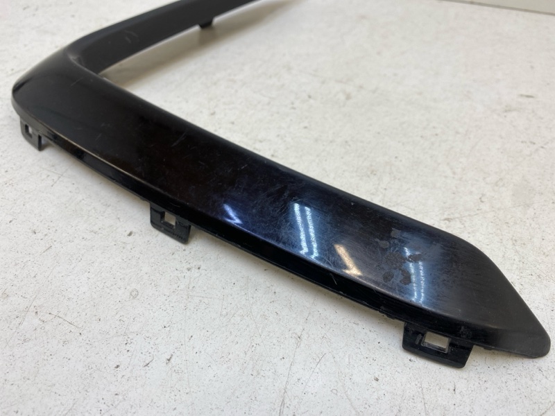 Накладка переднего бампера правая