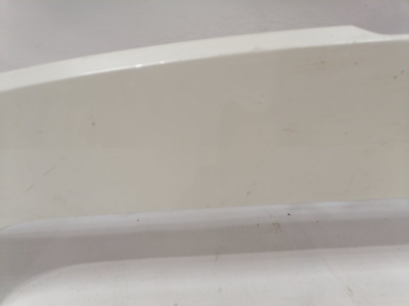 Спойлер (дефлектор) крышки багажника