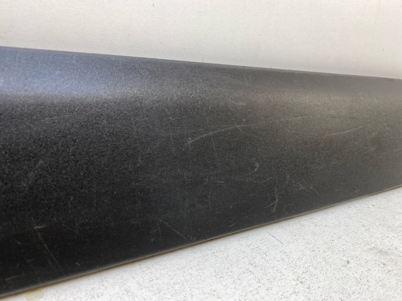 Накладка двери багажника