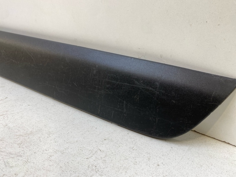 Накладка двери багажника