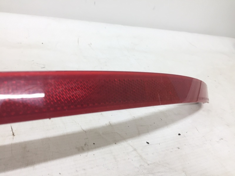 Отражатель в бампер задний правый