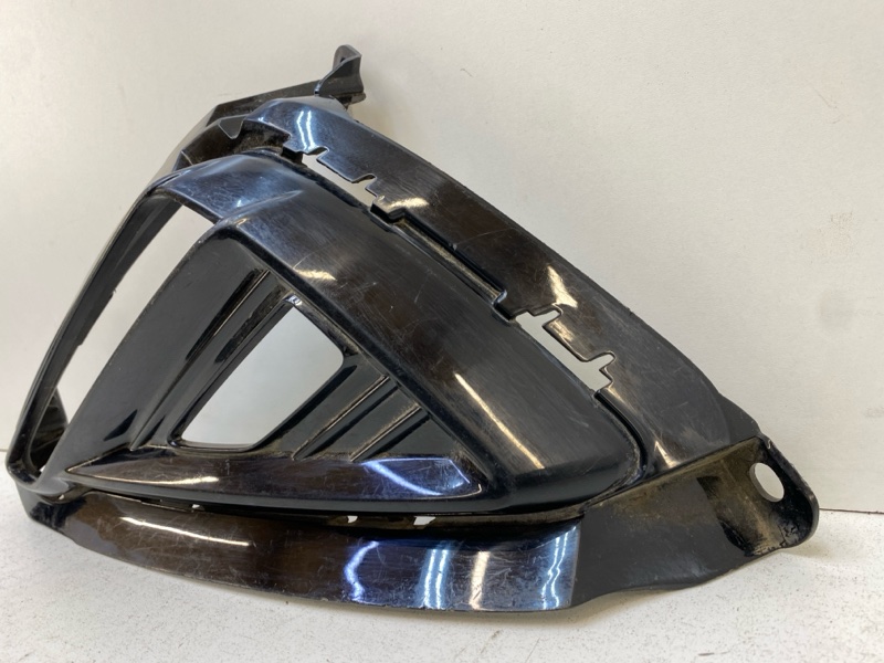 Накладка заднего бампера правая