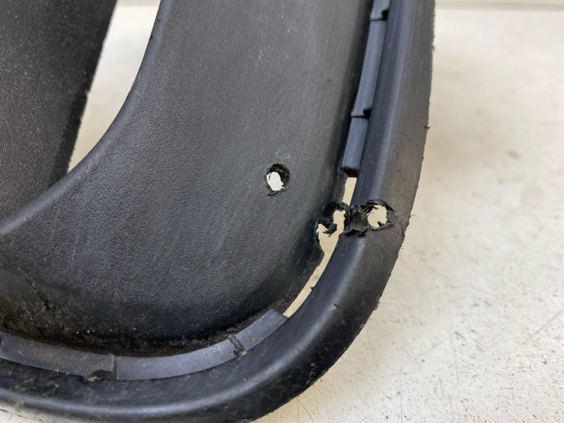 Накладка переднего бампера левая