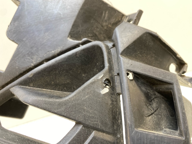 Накладка переднего бампера левая