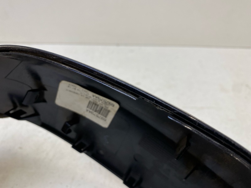 Накладка зеркала левого