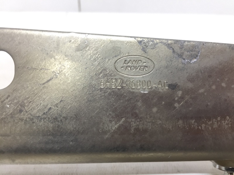 Петля капота правая